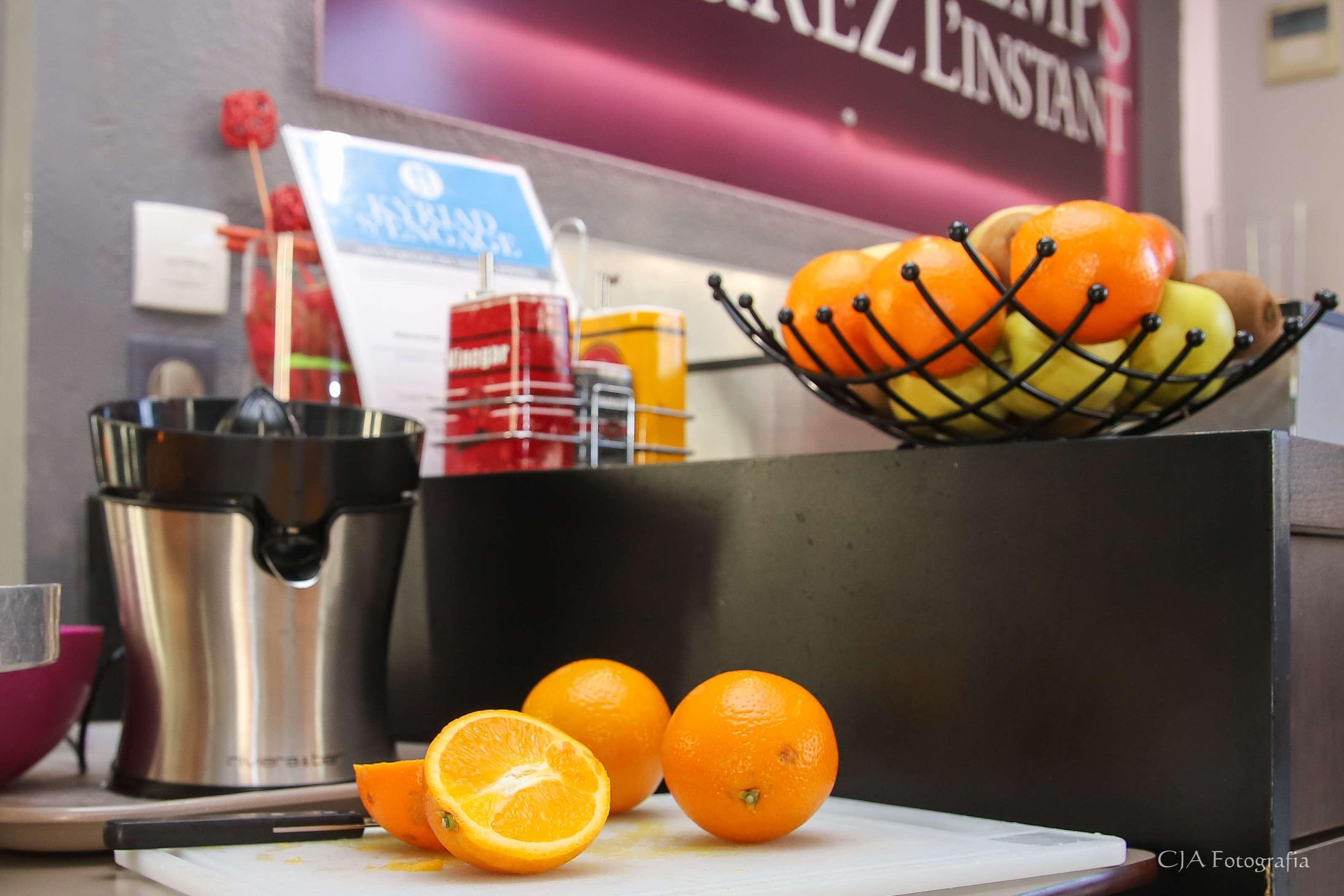 Hotel Restaurant Kyriad Brive Centre Luaran gambar
