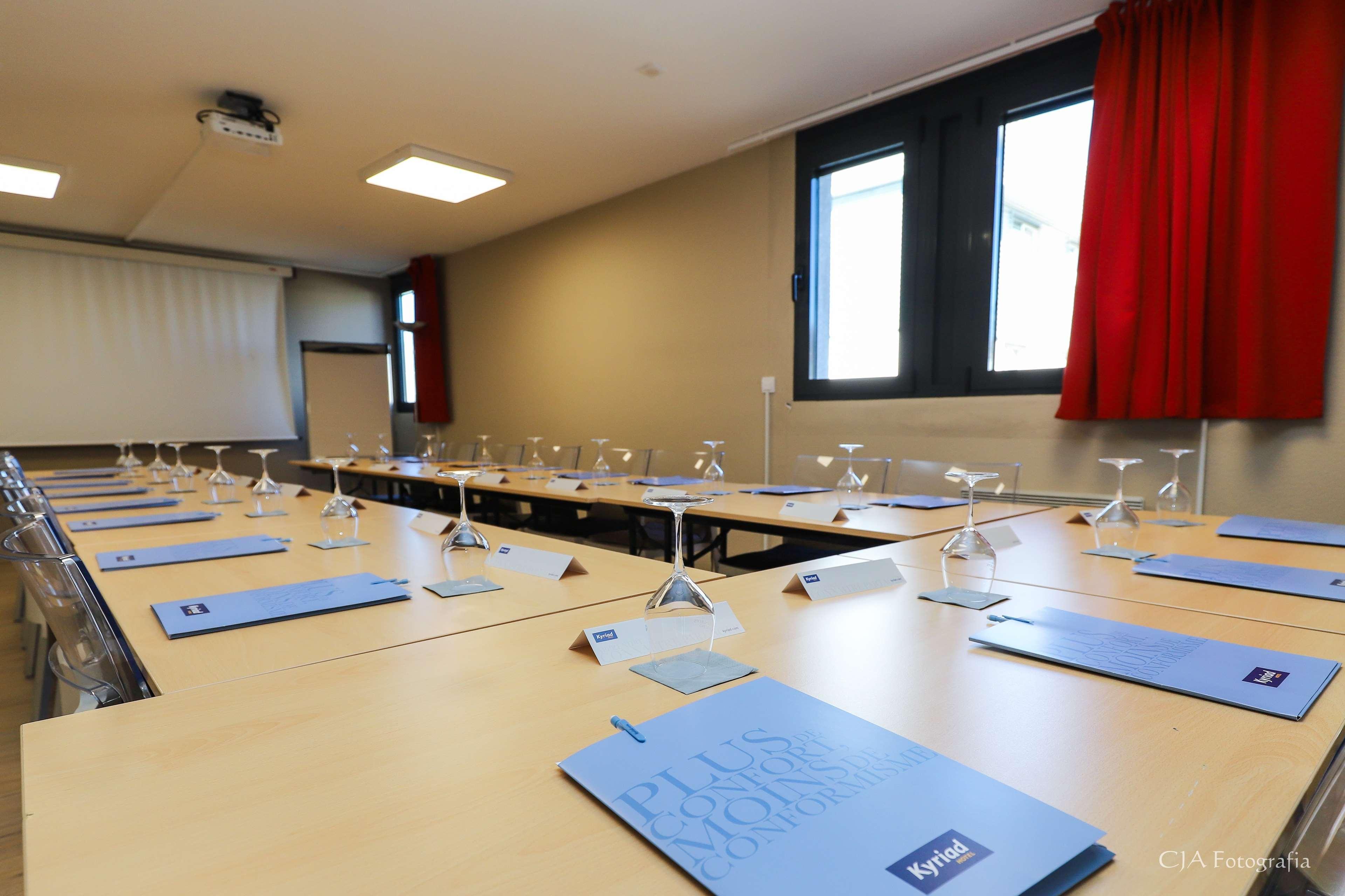 Hotel Restaurant Kyriad Brive Centre Luaran gambar