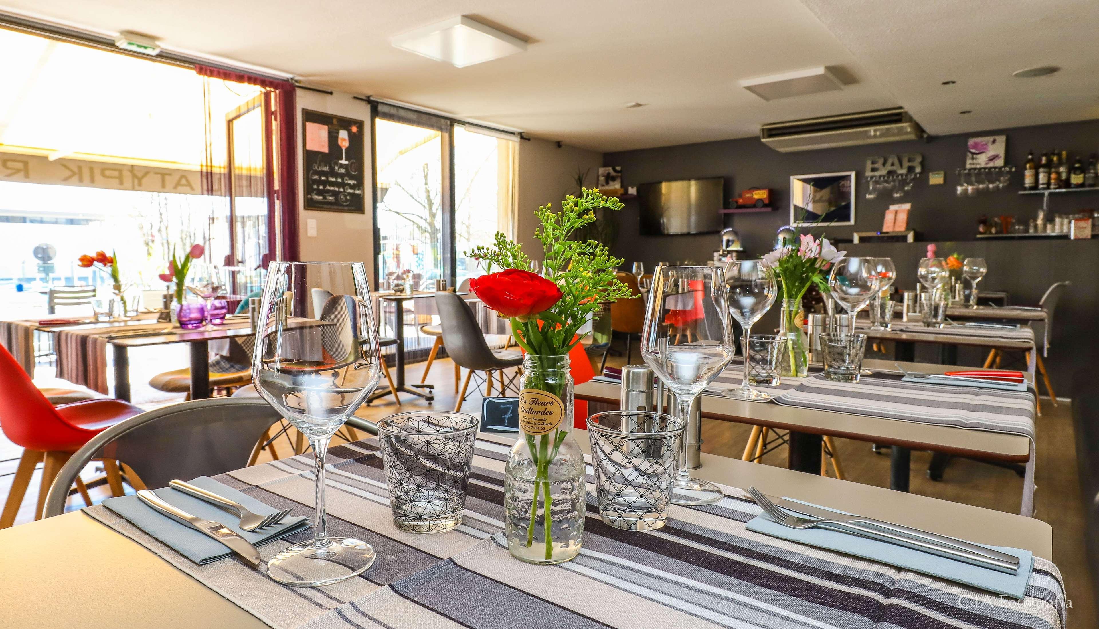 Hotel Restaurant Kyriad Brive Centre Luaran gambar