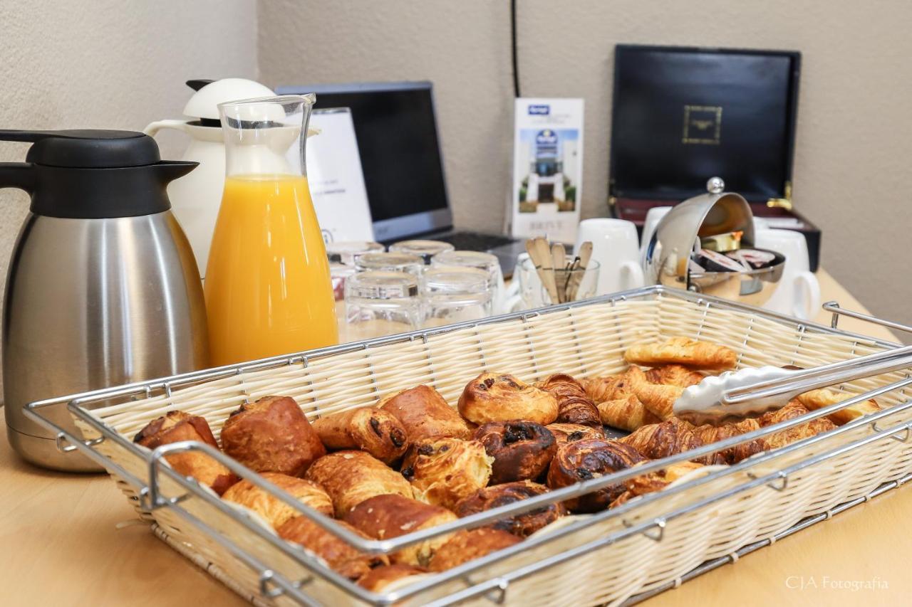 Hotel Restaurant Kyriad Brive Centre Luaran gambar